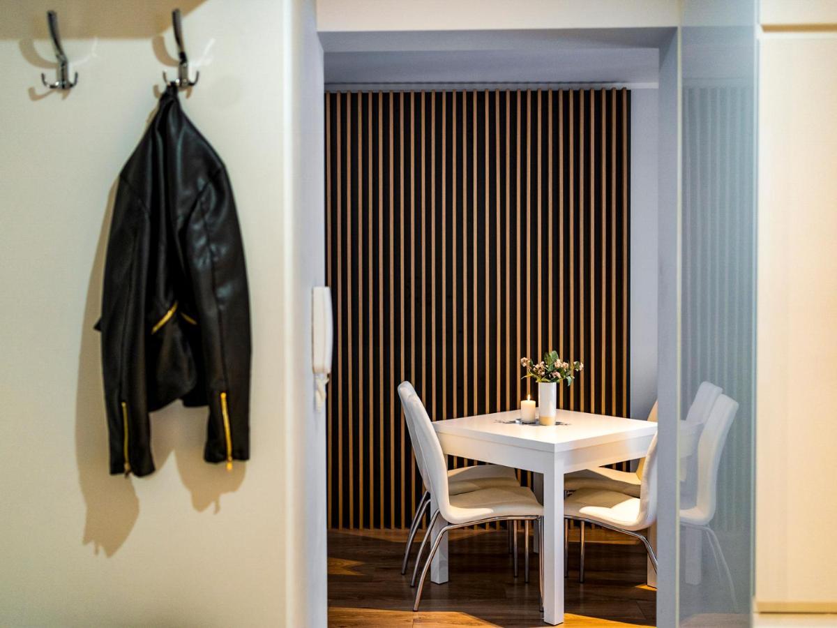 Jack II Apartment Krakow Bagian luar foto