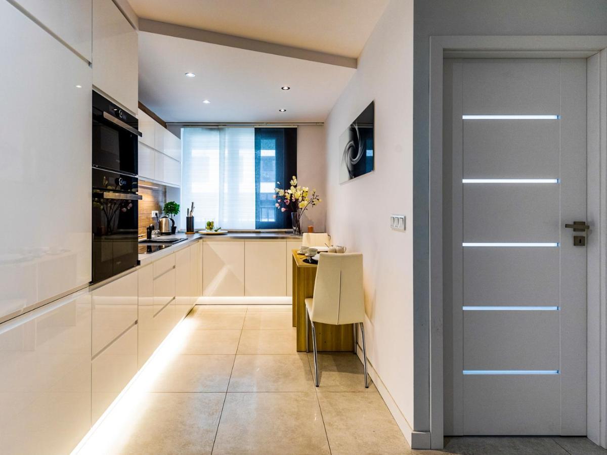 Jack II Apartment Krakow Bagian luar foto