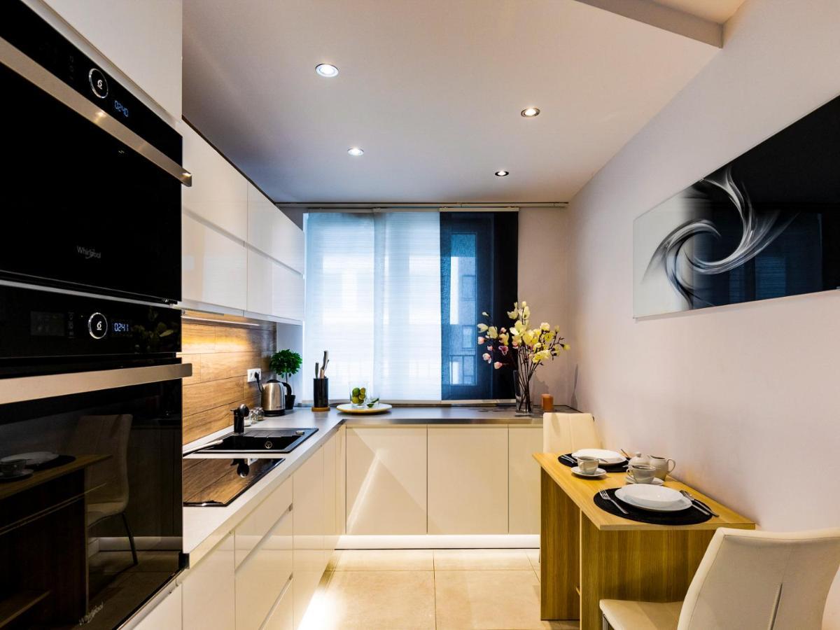 Jack II Apartment Krakow Bagian luar foto